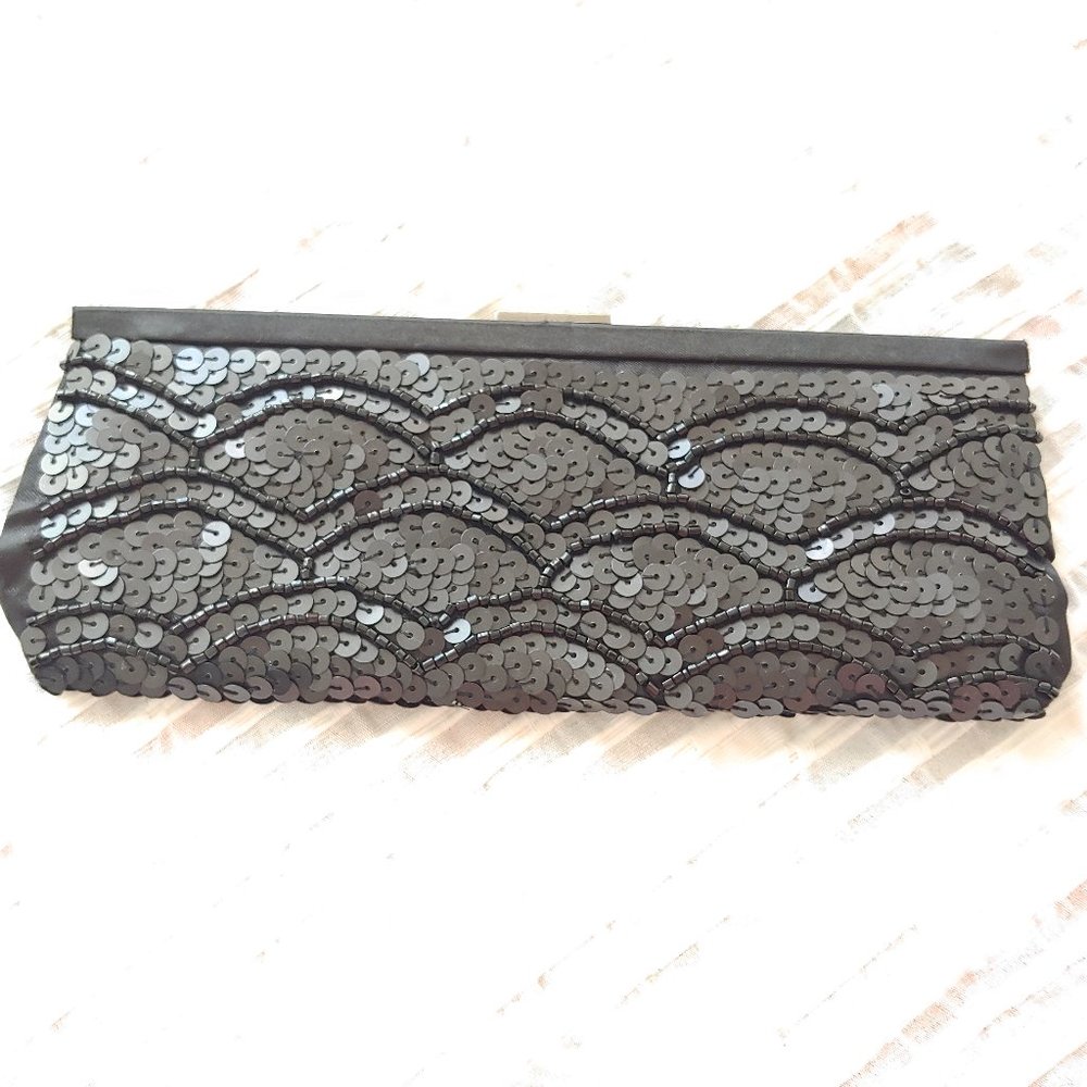 BR black sequin clutch